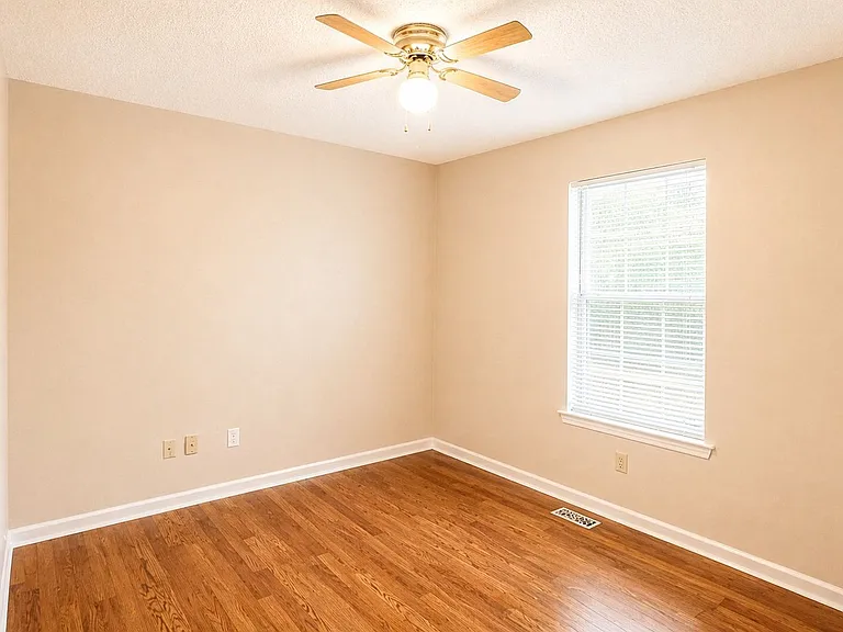 217 Briarpatch Ct — Photo 24