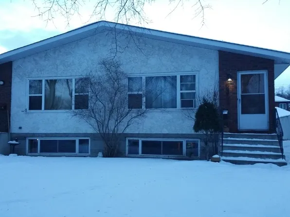 11934 56th St NW #1A, Edmonton, AB T5W 3S9