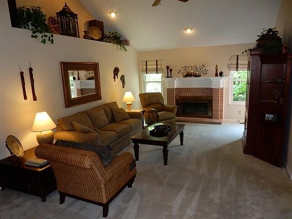 3rd image of 5317 Kindlewood Dr