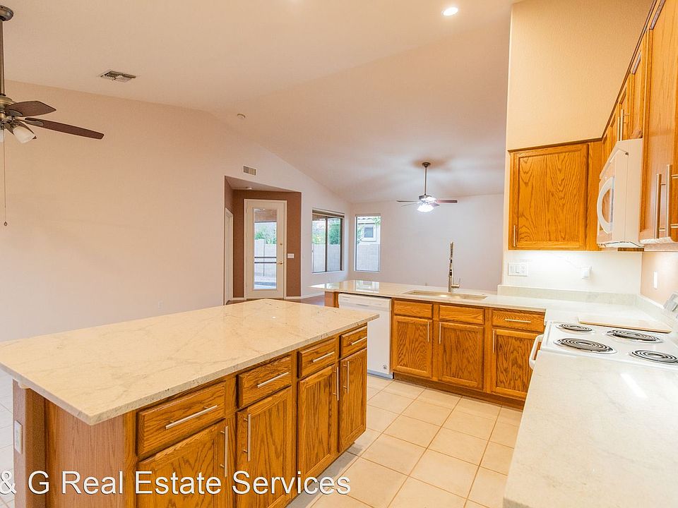 1st image of 1128 E San Tan Dr