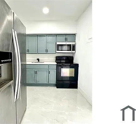 2467 NW 95th Ter #A — Photo 11