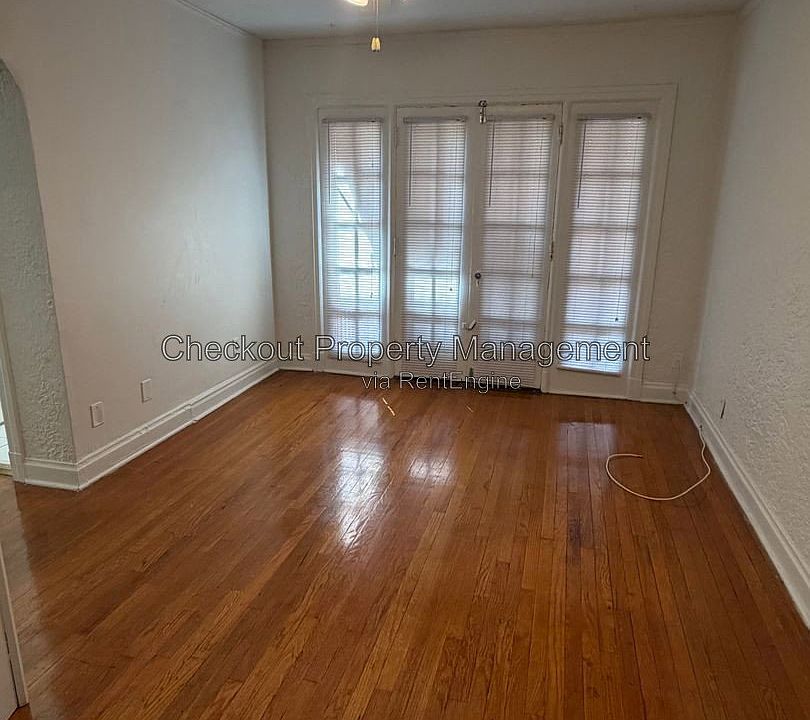 1st image of 7338 Forsyth Blvd APT 206