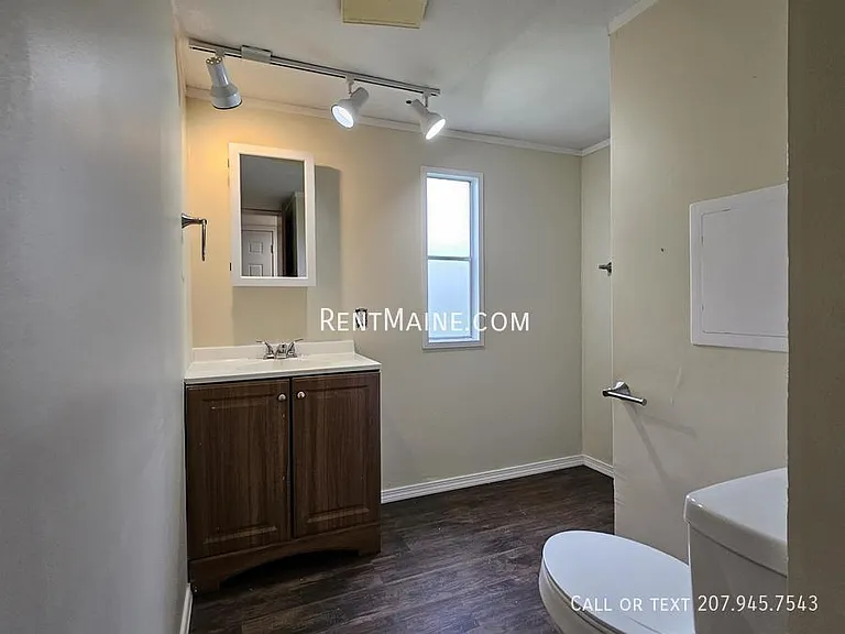 167 F St — Photo 9