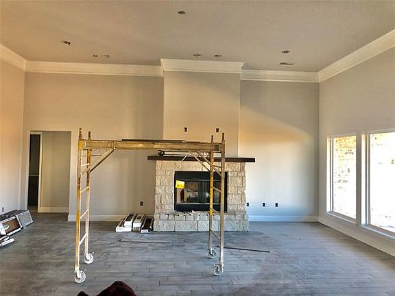 5th image of 110 El Camino Ct
