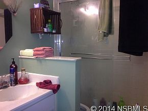 4th image of 240 Orange Grove Dr