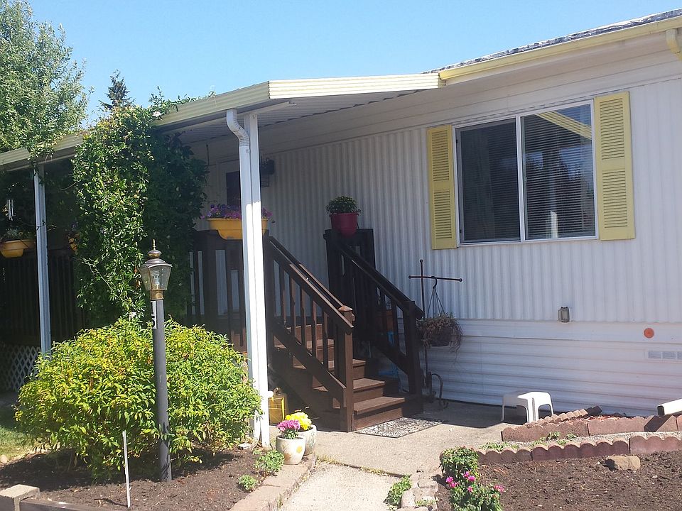 1st image of 1709 NE 78th St
