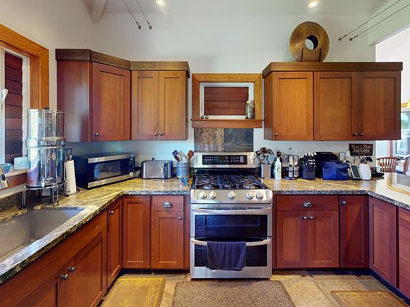 3rd image of 6670G Kahuna Rd #2