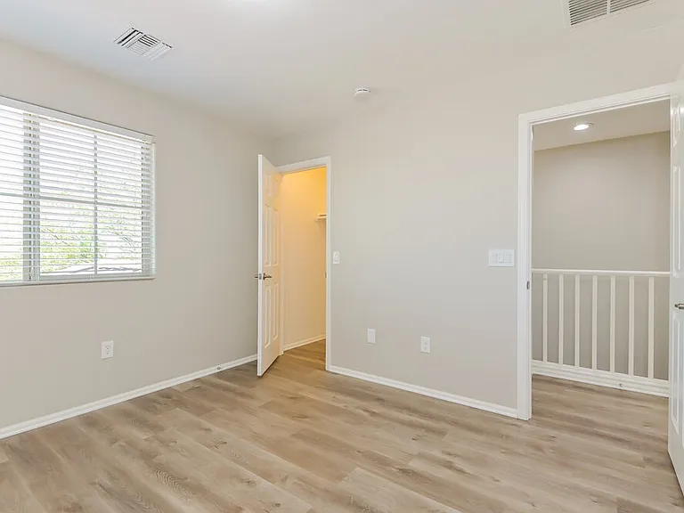 6851 W Leeward Cove Way — Photo 17