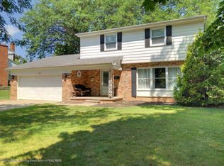 3412 Colchester Rd, Lansing, MI 48906