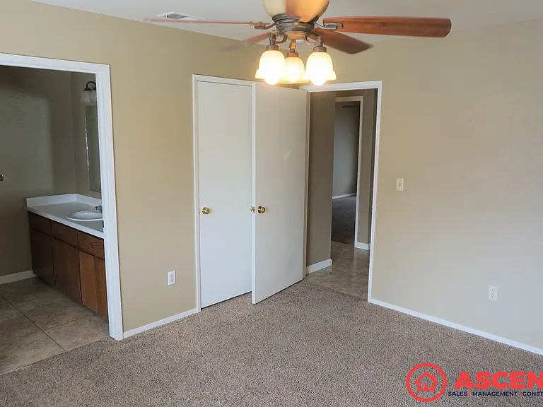 9521 Thistlewood Ct (W & A) — Photo 10
