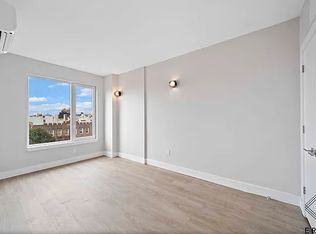 290 Linden Blvd #3L, Brooklyn, NY 11226