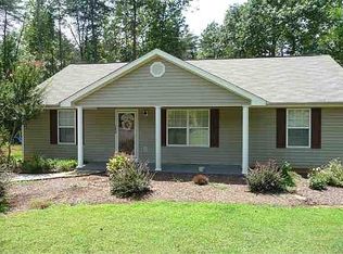 162 Caroline Dr, Roebuck, SC 29376