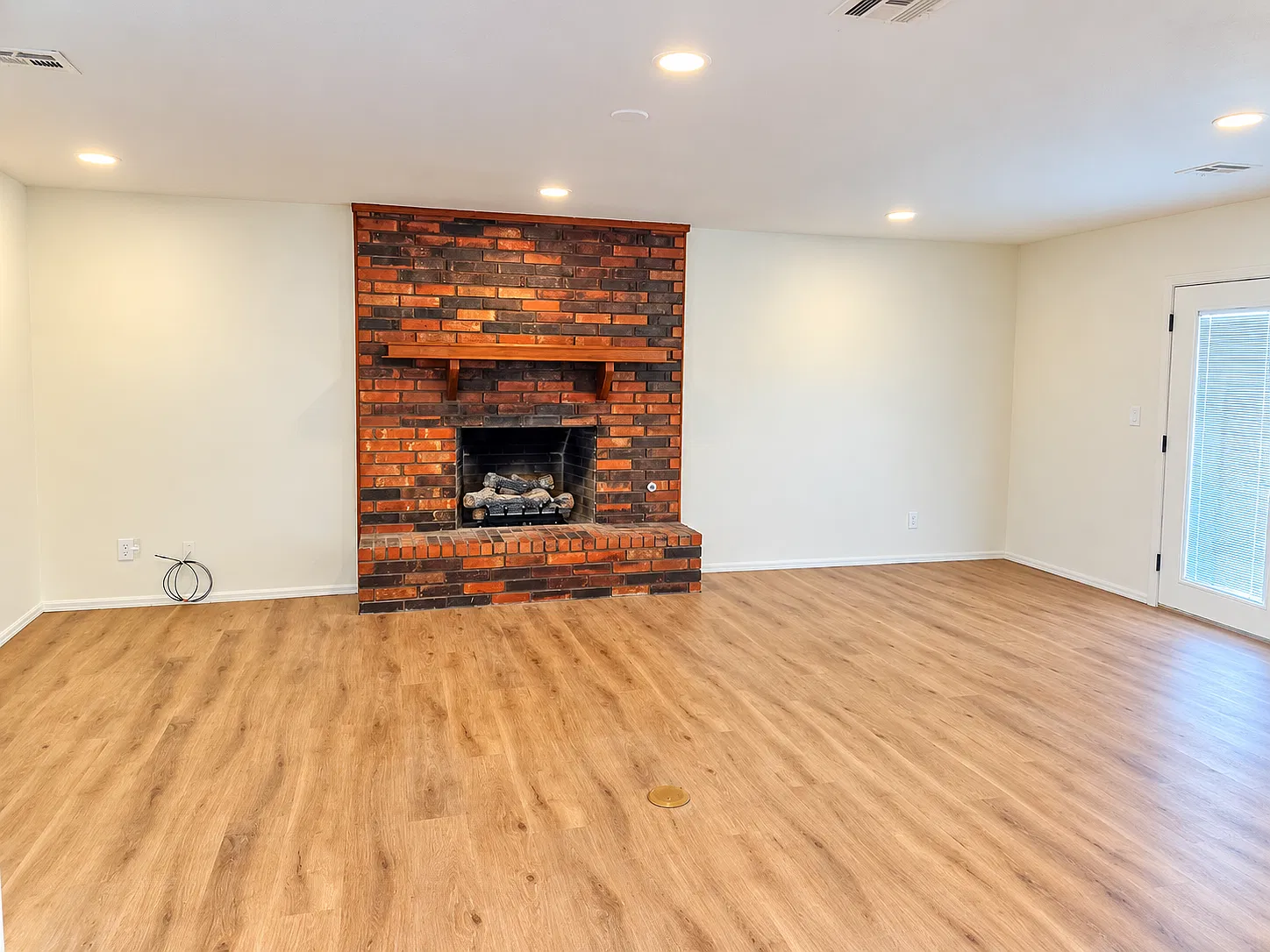 935 Rose Tree Lane - 1 — Photo 2