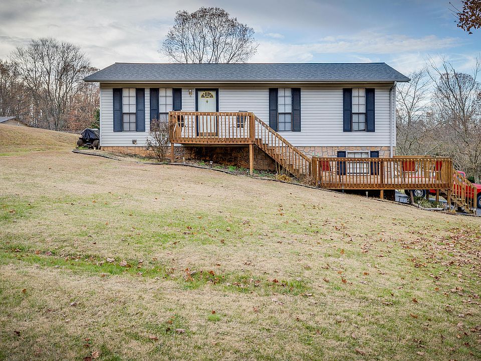 1st image of 108 Country Hill Ct