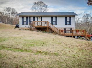 108 Country Hill Ct, Jonesborough, TN 37659