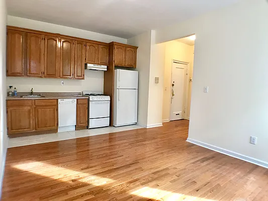 Rented by Brooklyn Hills Realty LLC | media 39