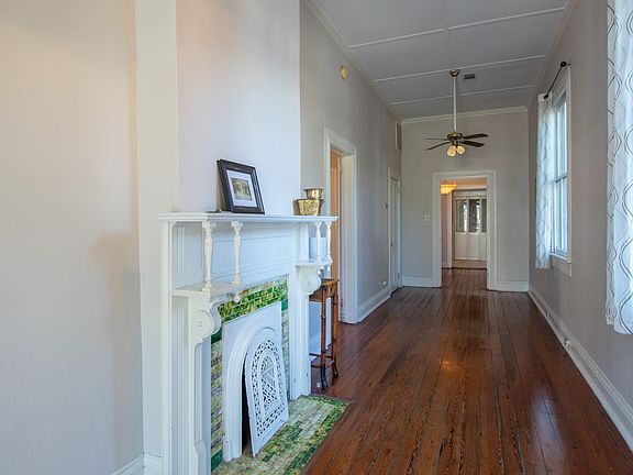 5th image of 281 Seal Ave