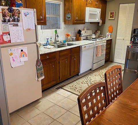 4th image of 1203 N Expressway 77 Unit 324
