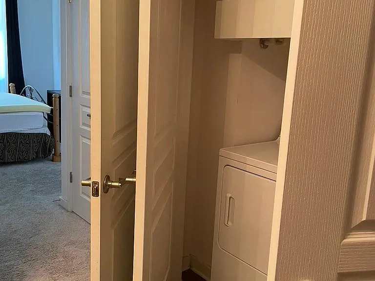 3000 Vanderbilt Pl #300 — Photo 24