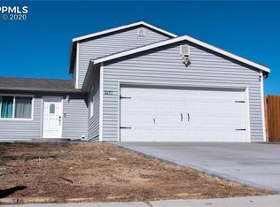 3271 Foxridge Dr, Colorado Springs, CO 80916