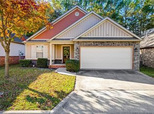 95 Madrid St, Fayetteville, AR 72703