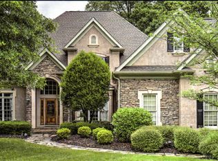 4412 Solemn Pointe Ln, Charlotte, NC 28216