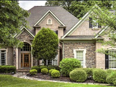 4412 Solemn Pointe Ln, Charlotte, NC, 28216