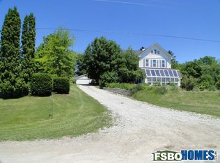 6100 E Cemetery Rd, Cedar Rapids, IA 52404