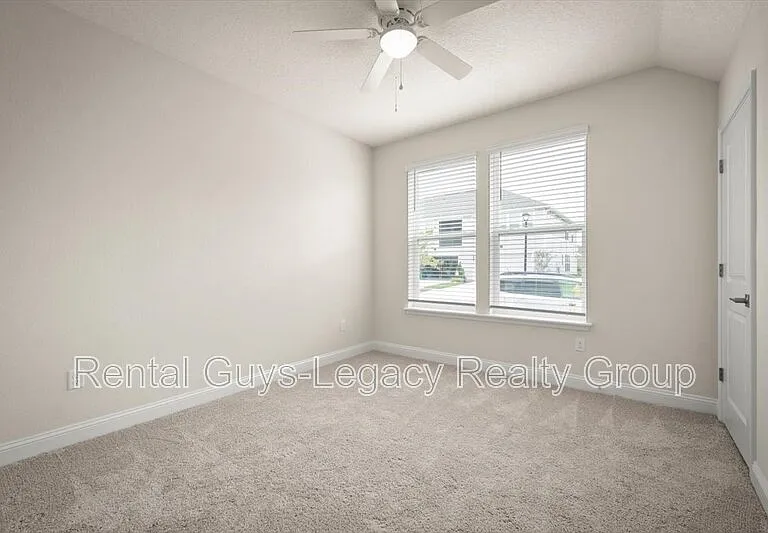 42 Banfield Ln — Photo 7