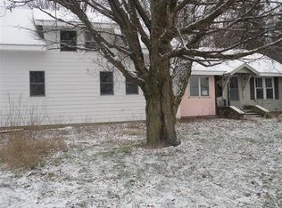 10820 Banfield Rd, Delton, MI 49046