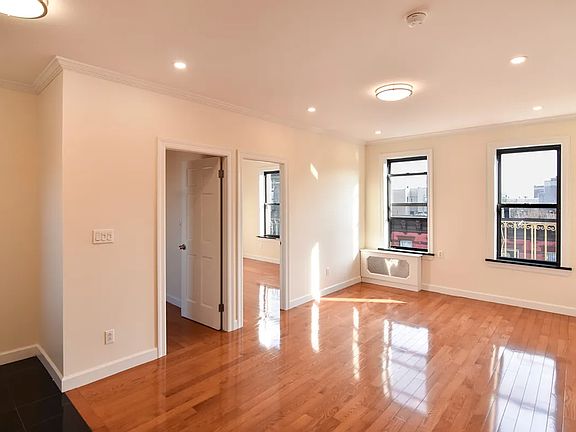 2nd image of 191 S 9th St Unit 27