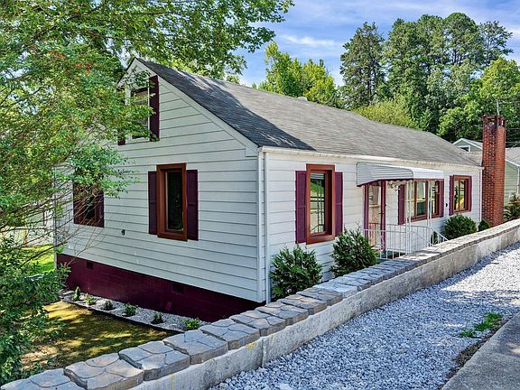 4th image of 800 S Germantown Rd