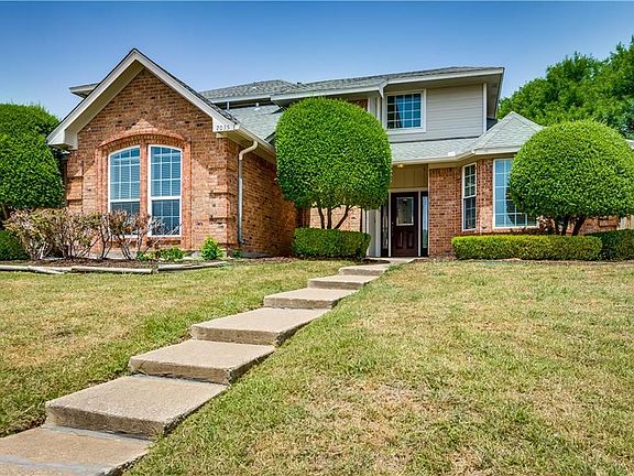 3rd image of 2035 Oakbluff Dr