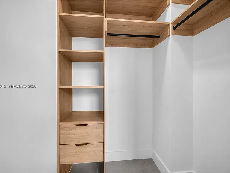 91 NW 27th St #503 — Photo 16