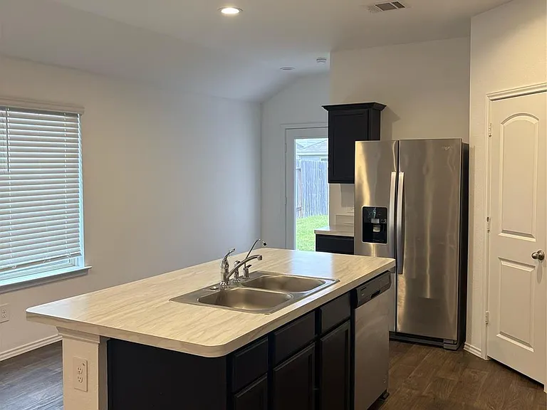 21318 Black Leaf Dr — Photo 4