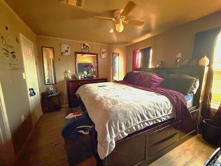 2205 Cedar Ave — Photo 9