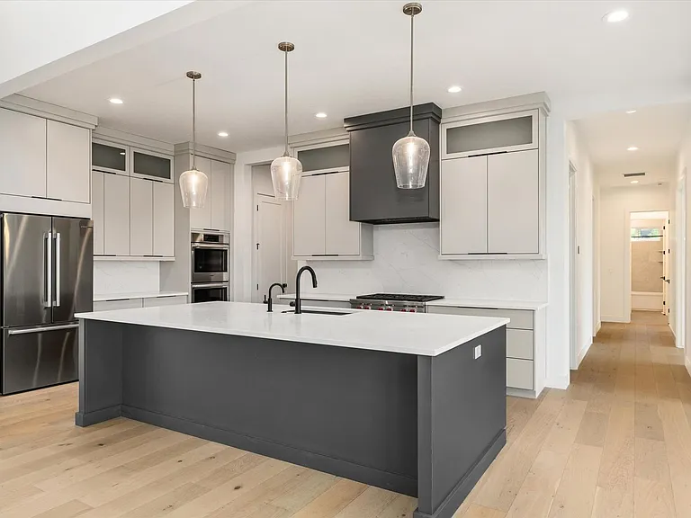7786 W Diamond Lake Dr — Photo 10