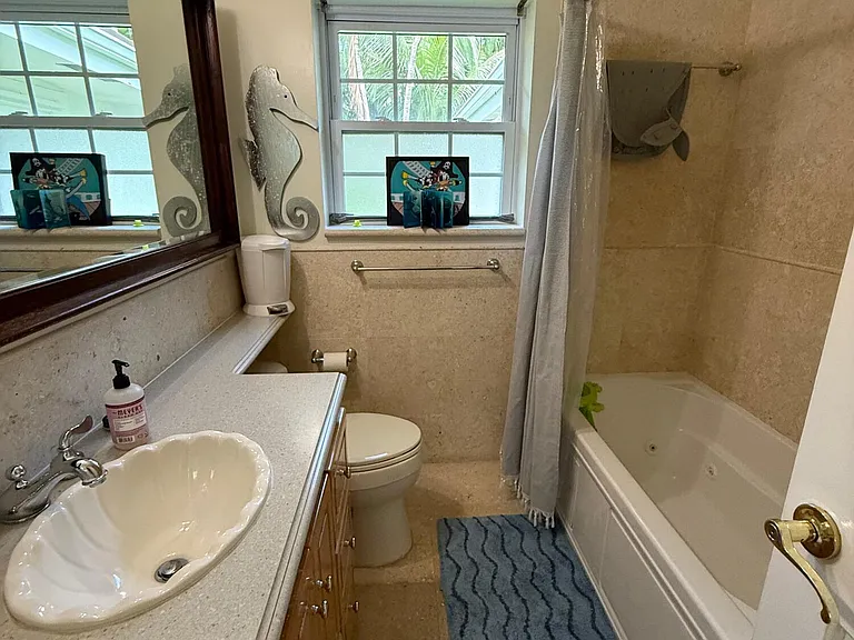 222 Miraflores Dr — Photo 11
