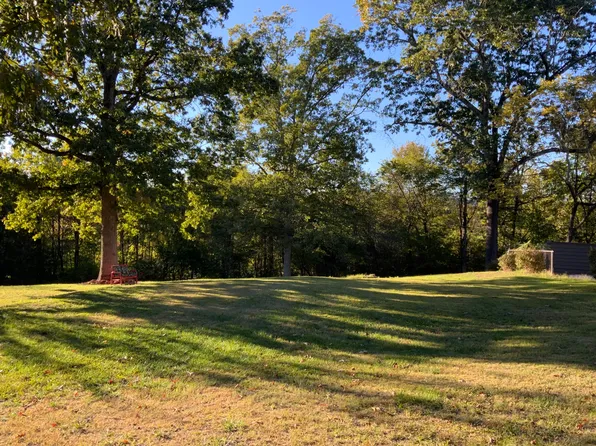 353 N Jenkins Rd, Rossville, GA 30741