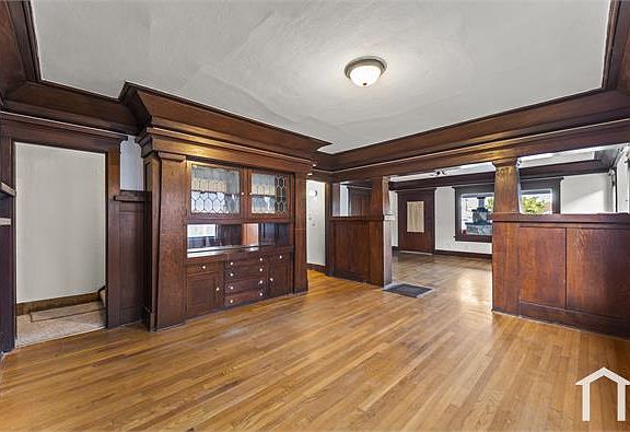 5th image of 5721 7th Ave #A