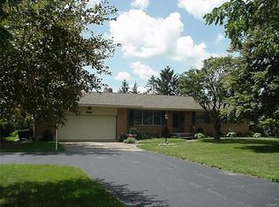 11603 Hartman Rd, Brookville, OH 45309