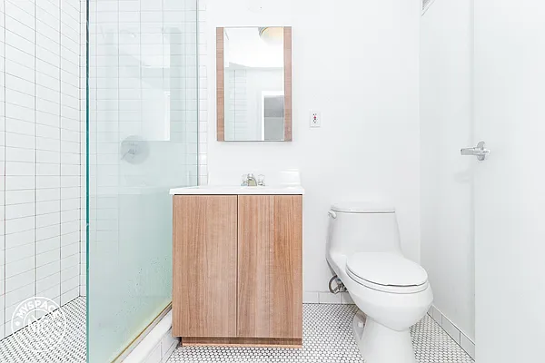 Rented by MySpaceNYC | media 14