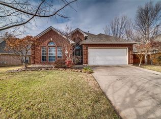 1709 Clover Hill Rd, Mansfield, TX 76063