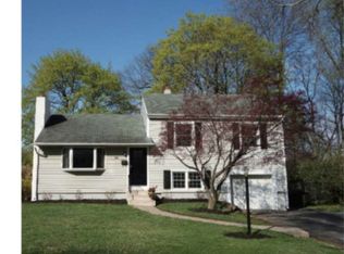 36 Taylor Rd, Conshohocken, PA 19428