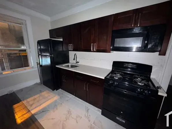 52 4th Ave #64, East Orange, NJ 07017