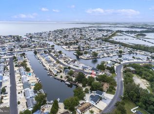 201 Maplewood Rd, Barnegat, NJ 08005