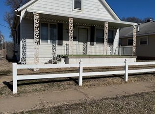 713 E Elm St, Salina, KS 67401