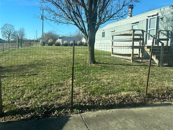 810 Larue Ln, Elizabethtown, KY 42701