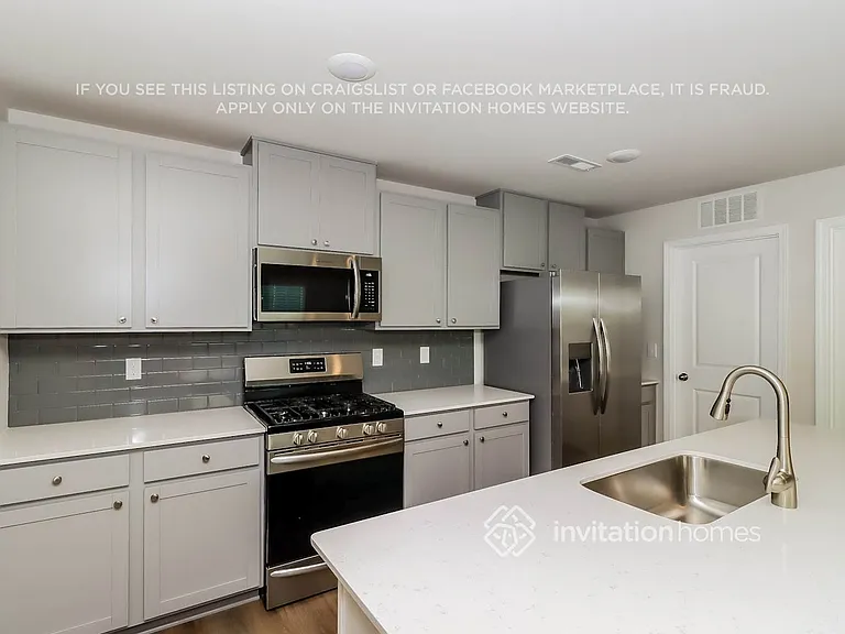 356 Hollingswood Dr — Photo 8
