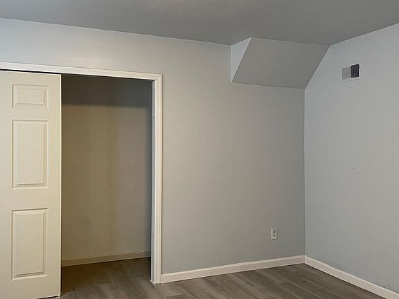 3rd image of 9 Brunswick St Floor 1